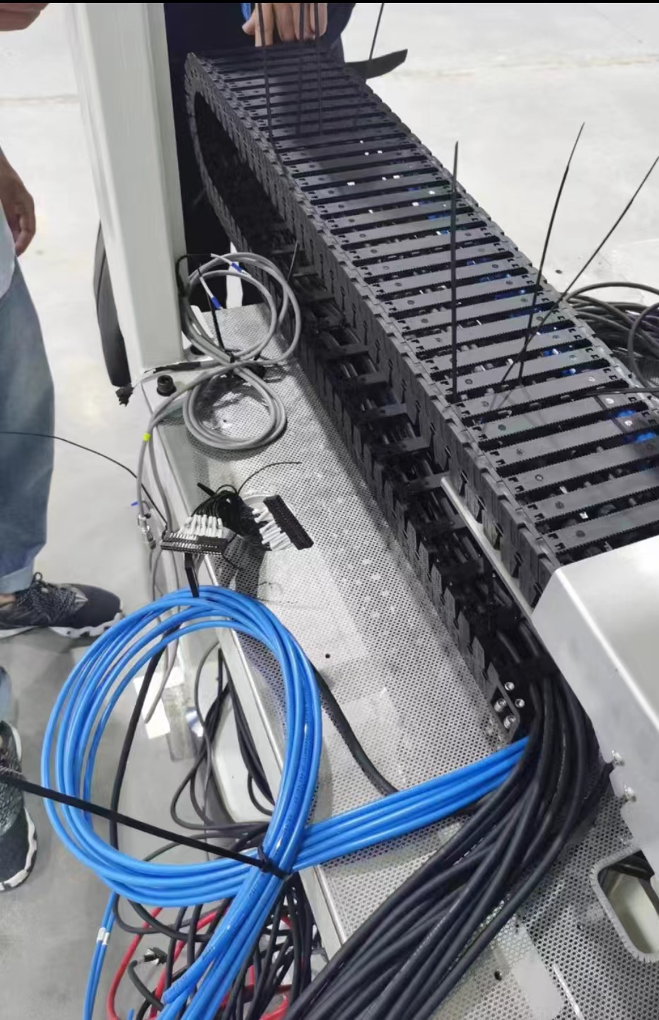 拖鏈高柔線纜使用廠家圖集(圖1) 28282.jpg