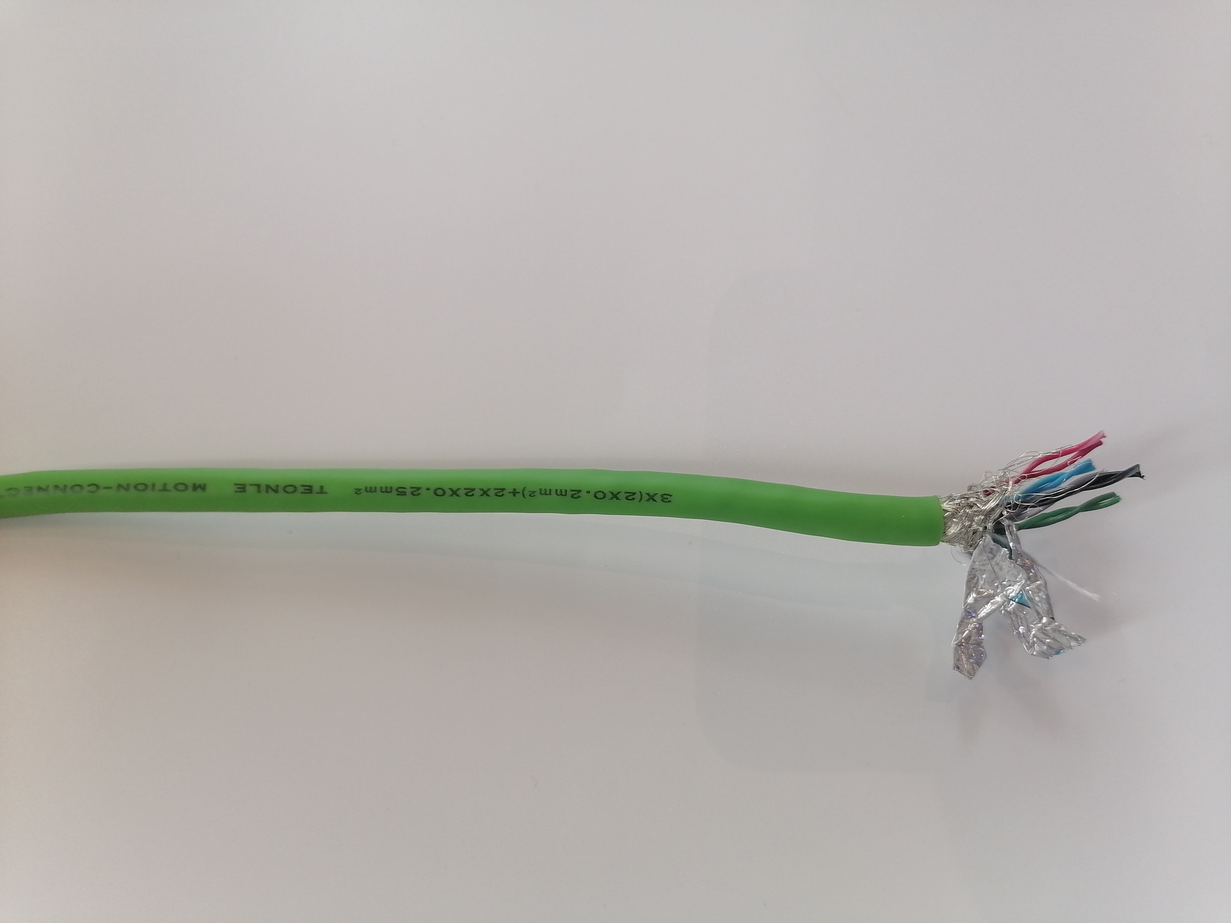 柔性數(shù)據(jù)編碼器線纜的詳情介紹(圖1) 柔性數(shù)據(jù)編碼器線纜的詳情介紹